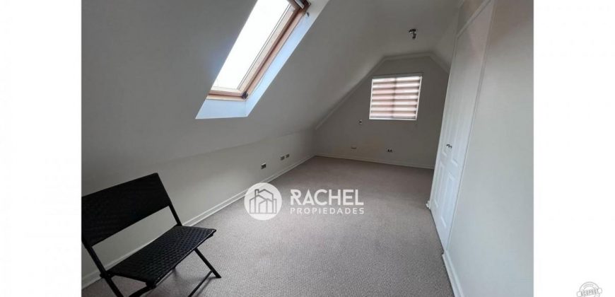 SE ARRIENDA IMPECABLE CASA DE 4D- SECTOR LAS ENCINAS