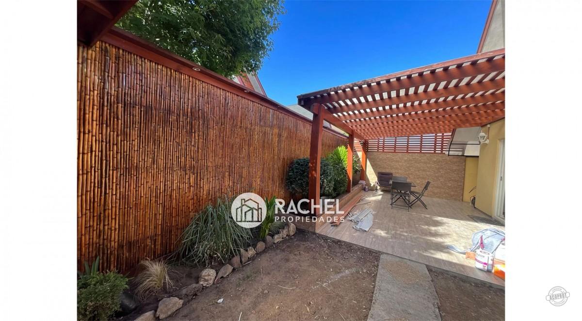 SE ARRIENDA IMPECABLE CASA DE 4D- SECTOR LAS ENCINAS