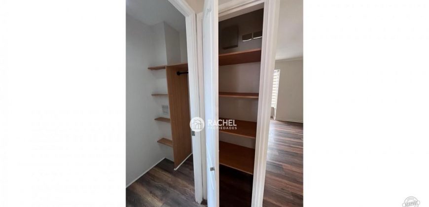 SE ARRIENDA IMPECABLE CASA DE 4D- SECTOR LAS ENCINAS