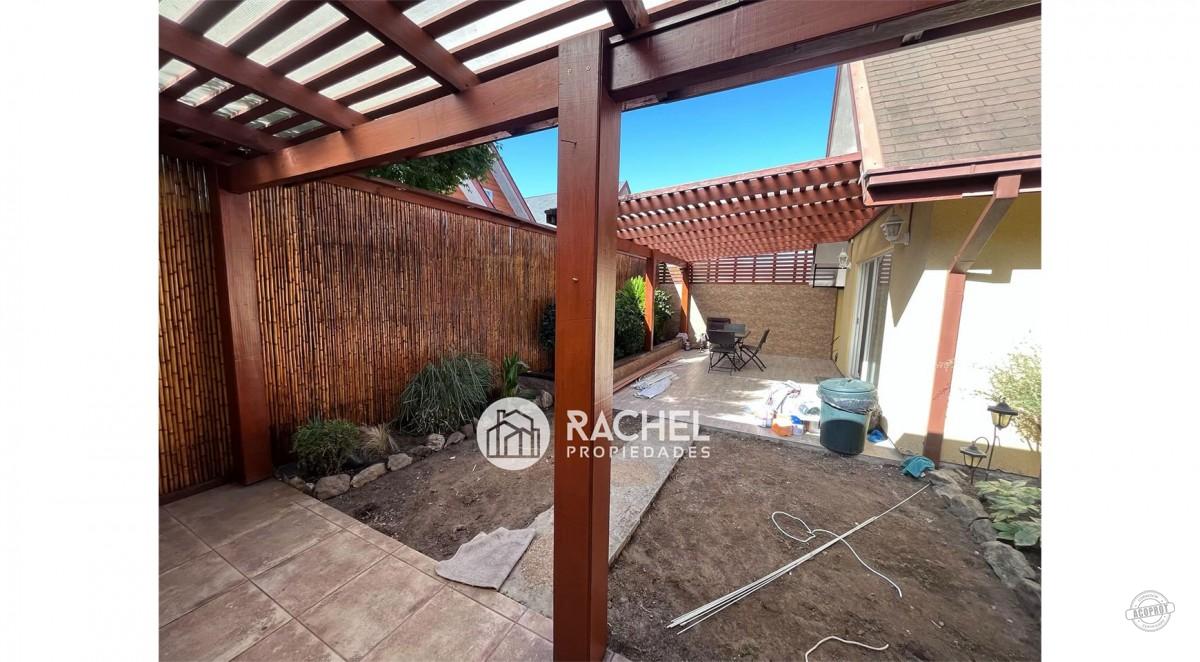 SE ARRIENDA IMPECABLE CASA DE 4D- SECTOR LAS ENCINAS