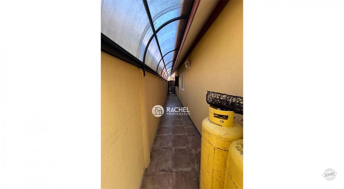 SE ARRIENDA IMPECABLE CASA DE 4D- SECTOR LAS ENCINAS