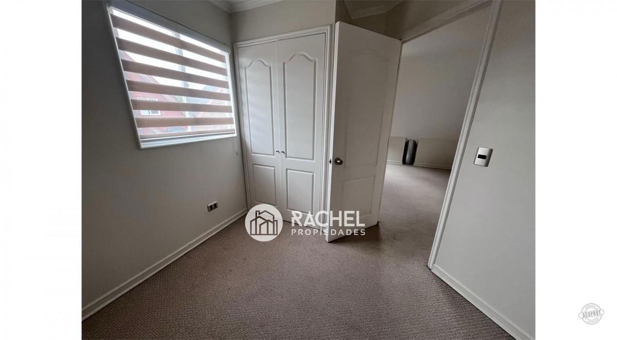 SE ARRIENDA IMPECABLE CASA DE 4D- SECTOR LAS ENCINAS