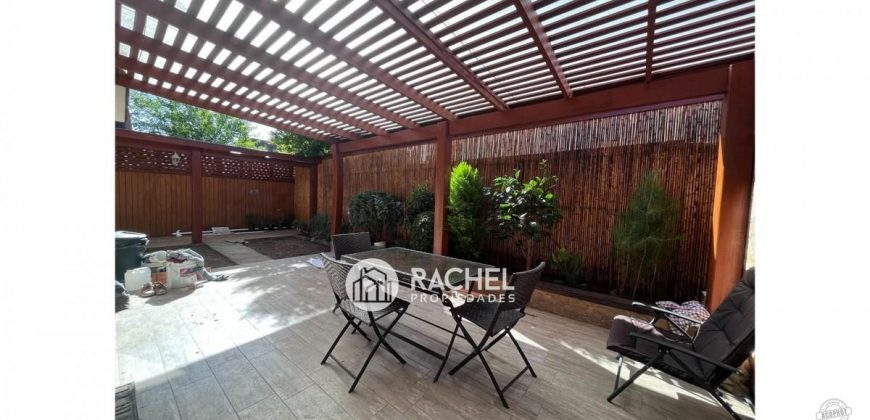 SE ARRIENDA IMPECABLE CASA DE 4D- SECTOR LAS ENCINAS