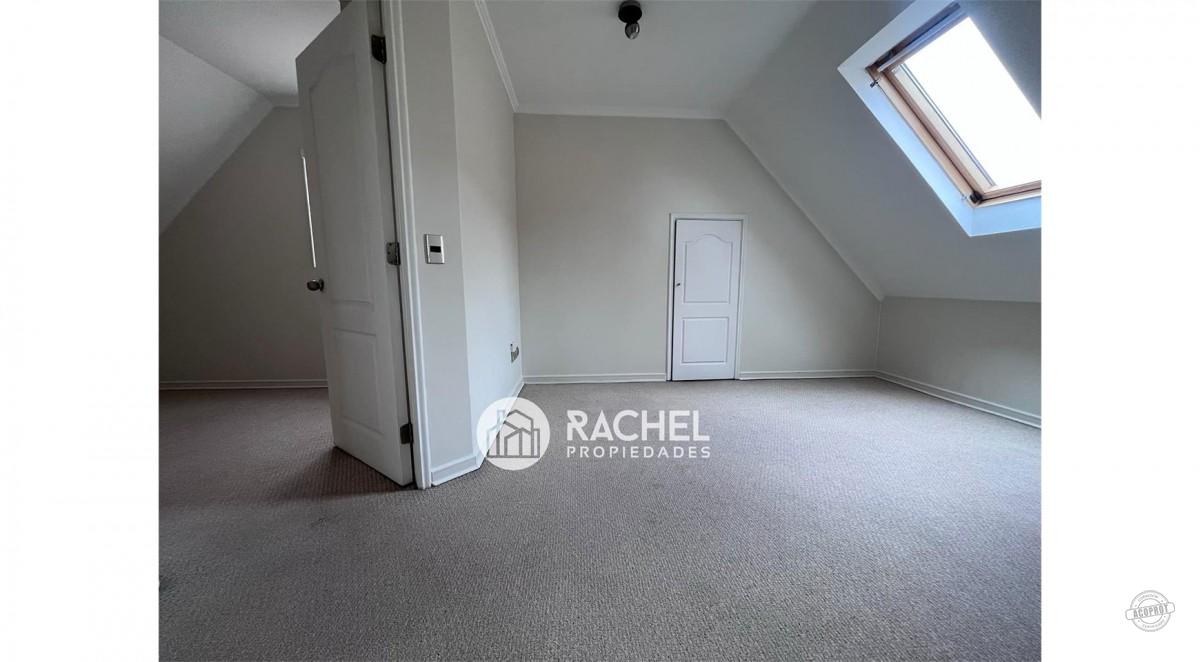 SE ARRIENDA IMPECABLE CASA DE 4D- SECTOR LAS ENCINAS