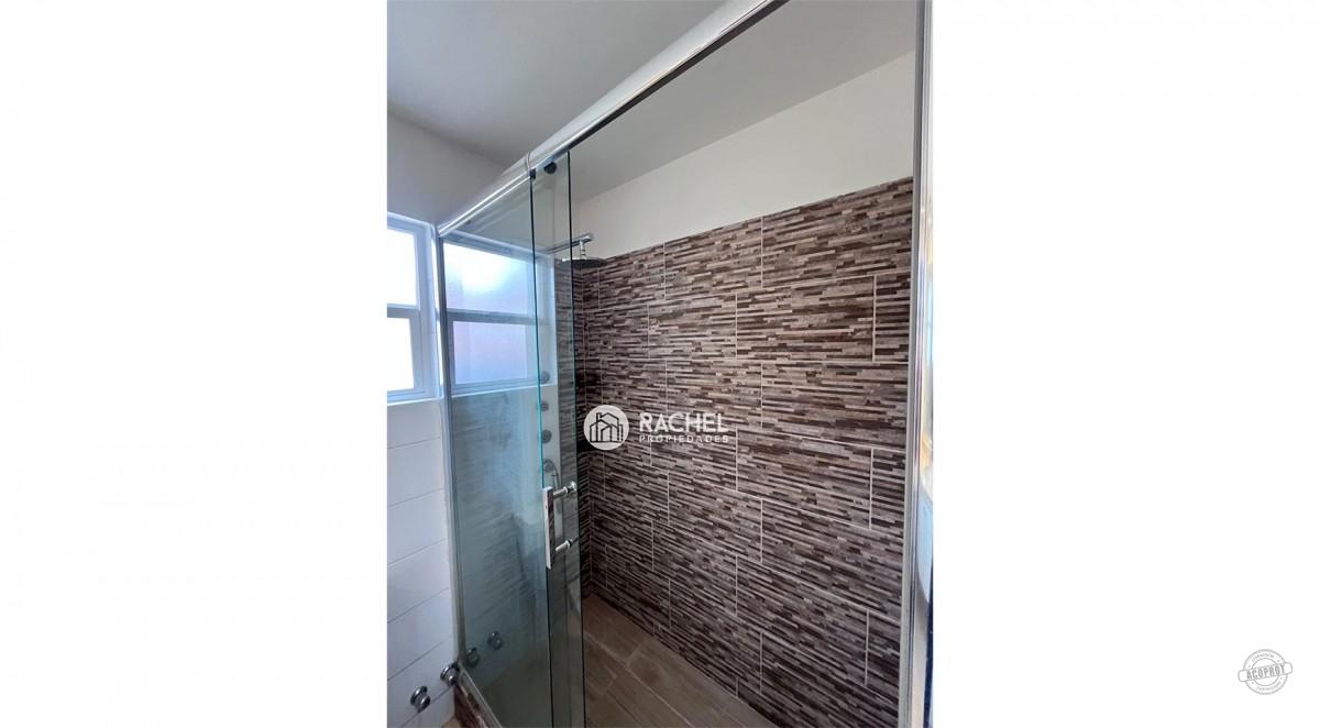 SE ARRIENDA IMPECABLE CASA DE 4D- SECTOR LAS ENCINAS