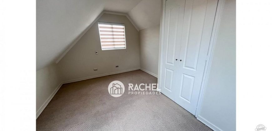 SE ARRIENDA IMPECABLE CASA DE 4D- SECTOR LAS ENCINAS