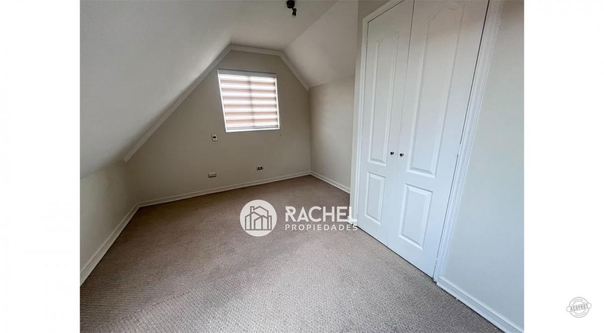 SE ARRIENDA IMPECABLE CASA DE 4D- SECTOR LAS ENCINAS