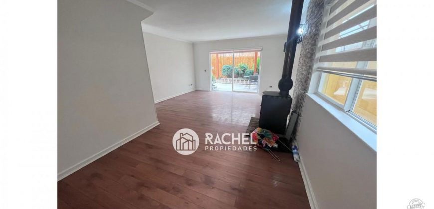 SE ARRIENDA IMPECABLE CASA DE 4D- SECTOR LAS ENCINAS