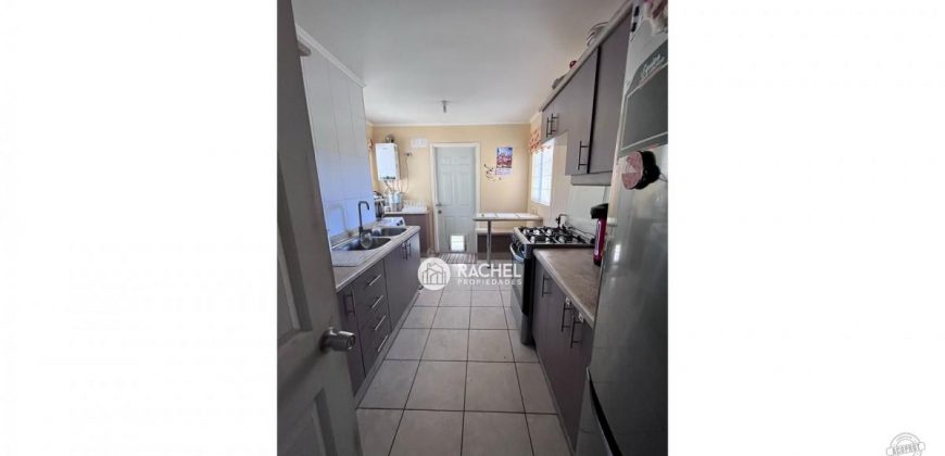SE VENDE CASA 1 PISO EN TRANQUILO Y SEGURO CONDOMINIO