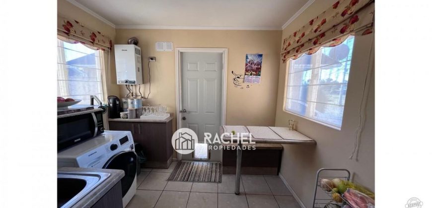 SE VENDE CASA 1 PISO EN TRANQUILO Y SEGURO CONDOMINIO