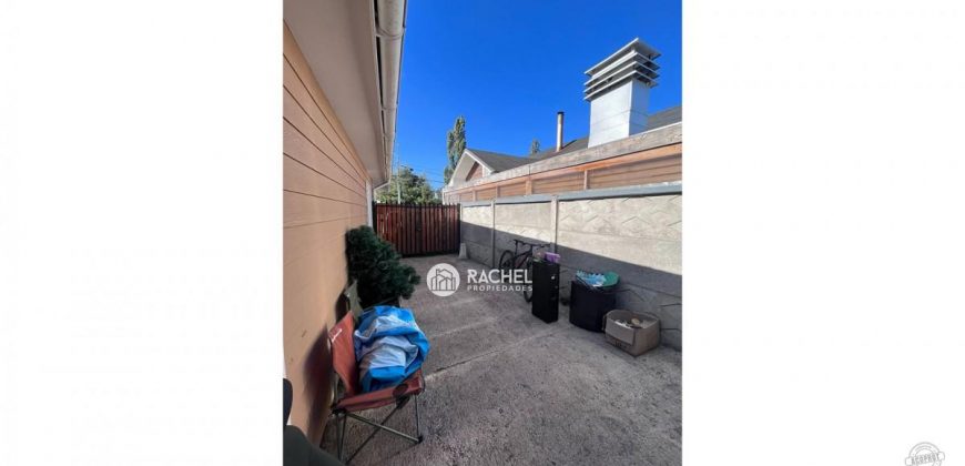 SE VENDE CASA 1 PISO EN TRANQUILO Y SEGURO CONDOMINIO