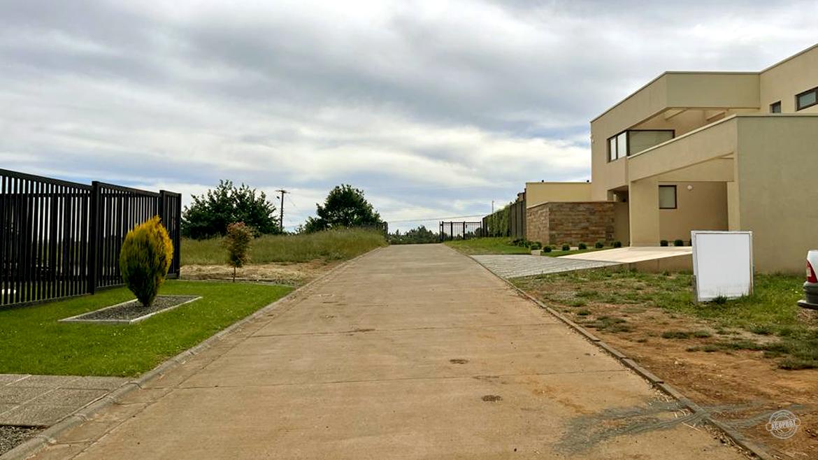 Excelente sitio en venta condominio Lomas del Carmen
