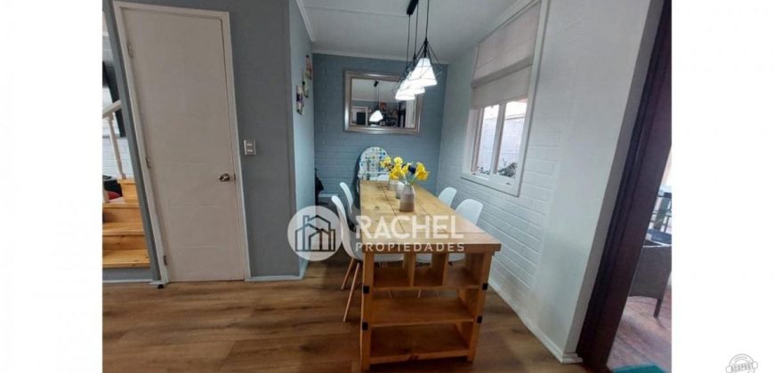SE ARRIENDA CASA 2 DORMITORIOS, 2 BAÑOS EN PRADERAS DE SANTA CAROLINA