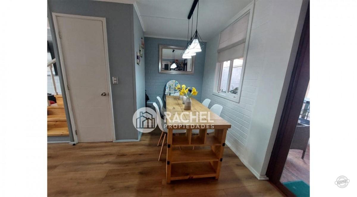 SE ARRIENDA CASA 2 DORMITORIOS, 2 BAÑOS EN PRADERAS DE SANTA CAROLINA