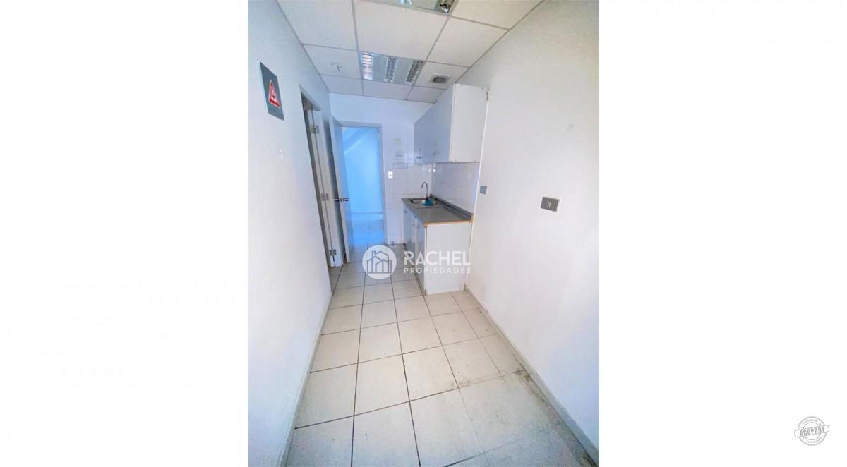 GRAN LOCAL COMERCIAL EN AVENIDA ALEMANIA