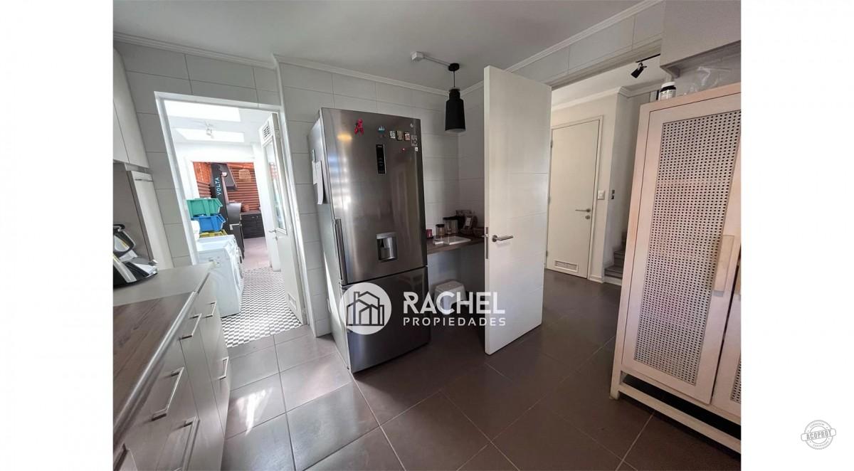 SE VENDE HERMOSA CASA ÚLTIMA ETAPA CONDOMINIO ALTOS DEL MAIPO