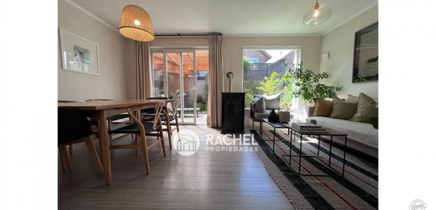 SE VENDE HERMOSA CASA ÚLTIMA ETAPA CONDOMINIO ALTOS DEL MAIPO