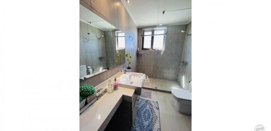 ESPECTACULAR Y MODERNA CASA EN EXCLUSIVO CONDOMINIO