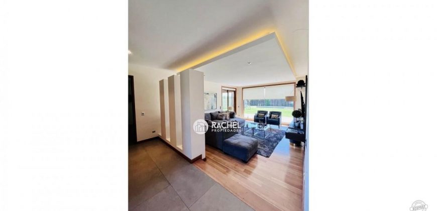 ESPECTACULAR Y MODERNA CASA EN EXCLUSIVO CONDOMINIO