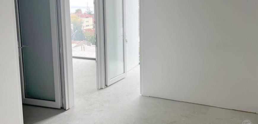 Arrendamos oficina en Edificio Vanguardia Center