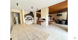 EN VENTA IMPECABLE DEPARTAMENTO EN EDIFICIO VERGEL
