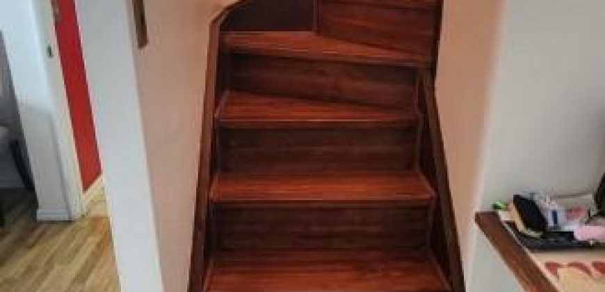 Vende, hermosa casa en Villa Juan Pablo II.