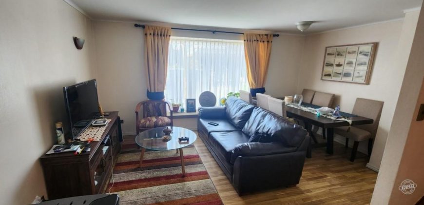 Vende, hermosa casa en Villa Juan Pablo II.