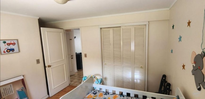 Vende, hermosa casa en Villa Juan Pablo II.