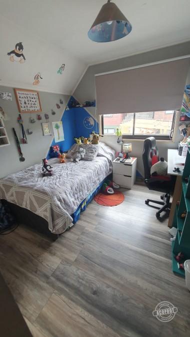 SE VENDE CASA EN ARBOLEDA DEL PORTAL