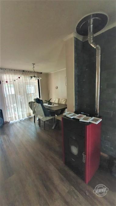 SE VENDE CASA EN ARBOLEDA DEL PORTAL