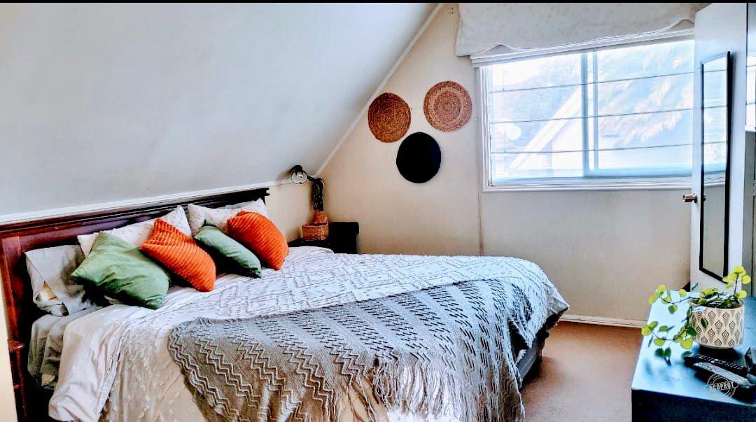 SE VENDE HERMOSA CASA EN LOMAS DE MIRASUR