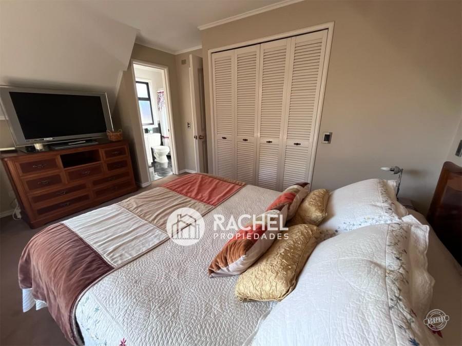 SE VENDE GRAN CASA SECTOR BARRIO INGLÉS
