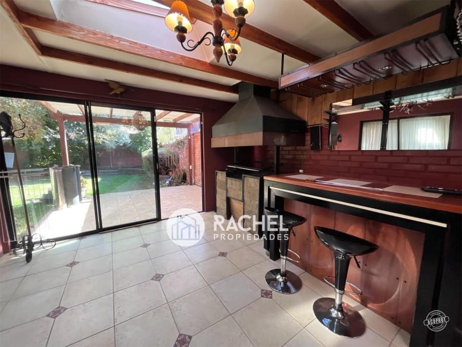 SE VENDE GRAN CASA SECTOR BARRIO INGLÉS