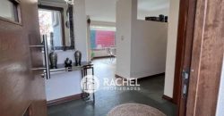 SE VENDE MODERNA Y LUMINOSA CASA MEDITERRÁNEA