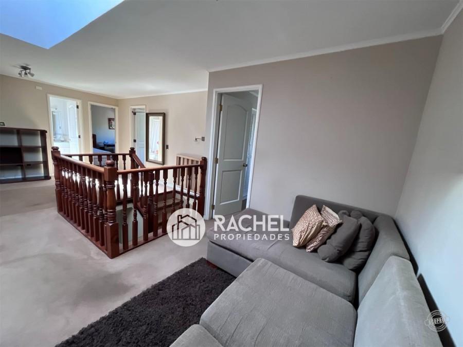 SE VENDE GRAN CASA SECTOR BARRIO INGLÉS