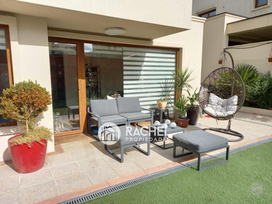 SE VENDE MODERNA Y LUMINOSA CASA MEDITERRÁNEA