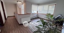 SE VENDE MODERNA Y LUMINOSA CASA MEDITERRÁNEA