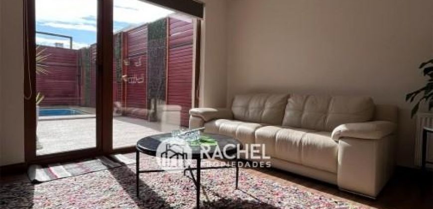 SE VENDE MODERNA Y LUMINOSA CASA MEDITERRÁNEA