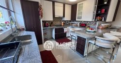 SE VENDE MODERNA Y LUMINOSA CASA MEDITERRÁNEA