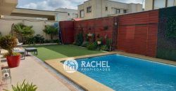 SE VENDE MODERNA Y LUMINOSA CASA MEDITERRÁNEA