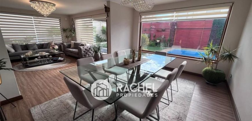 SE VENDE MODERNA Y LUMINOSA CASA MEDITERRÁNEA