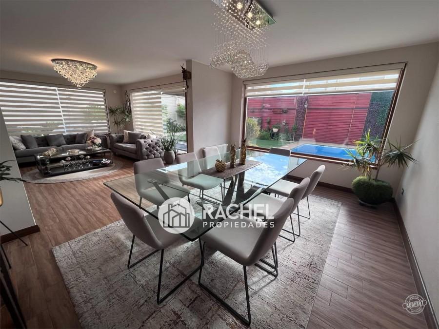 SE VENDE MODERNA Y LUMINOSA CASA MEDITERRÁNEA