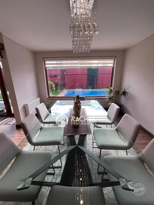 SE VENDE MODERNA Y LUMINOSA CASA MEDITERRÁNEA