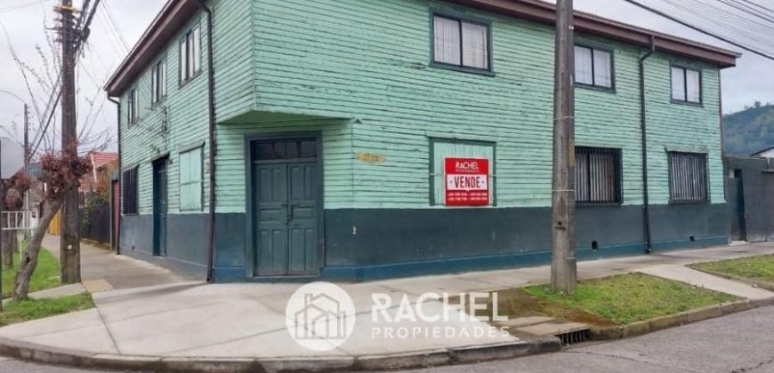 SE VENDE AMPLIA CASA EN PUEBLO NUEVO