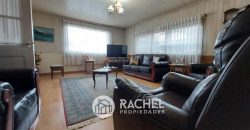 SE VENDE AMPLIA CASA EN PUEBLO NUEVO