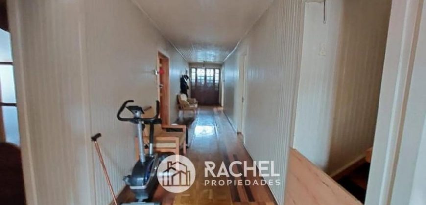 SE VENDE AMPLIA CASA EN PUEBLO NUEVO