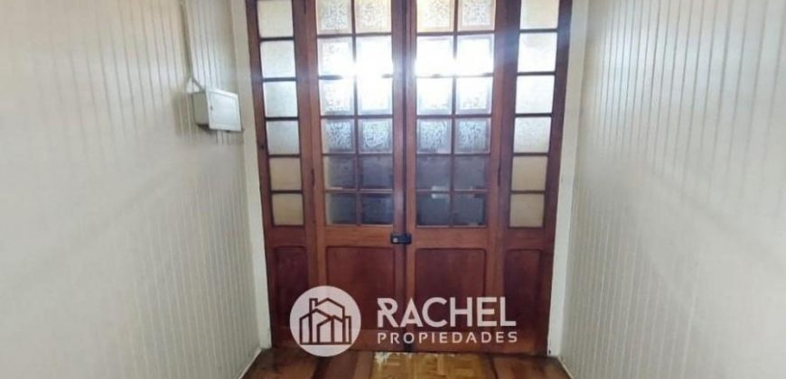 SE VENDE AMPLIA CASA EN PUEBLO NUEVO