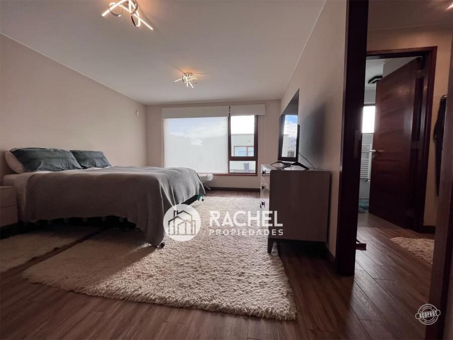 SE VENDE MODERNA Y LUMINOSA CASA MEDITERRÁNEA