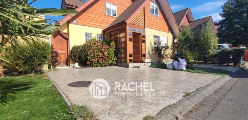 SE VENDE CASA 4 DORM. – SECTOR LOS CONQUISTADORES