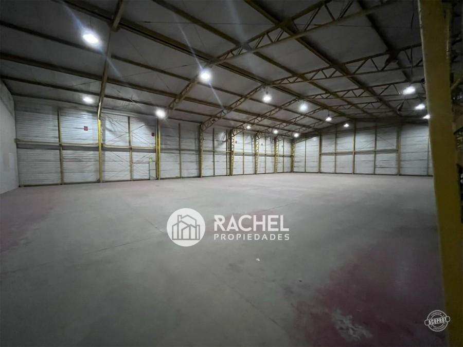 SE ARRIENDA SEGURA Y GRAN BODEGA CON INMEJORABLE UBICACIÓN